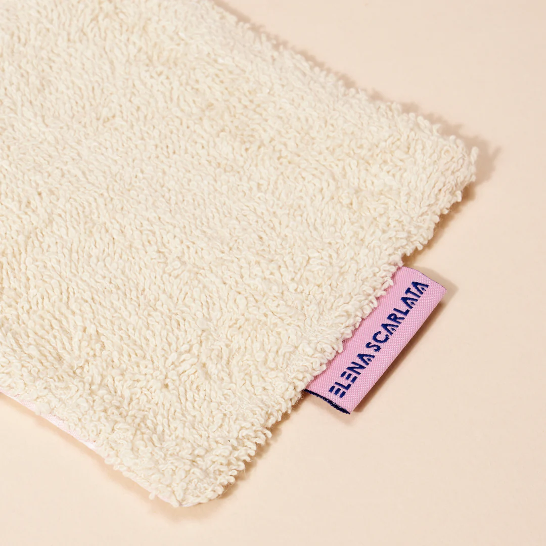 Reusable Makeup Remover & Face Scrub Pad - Image 2