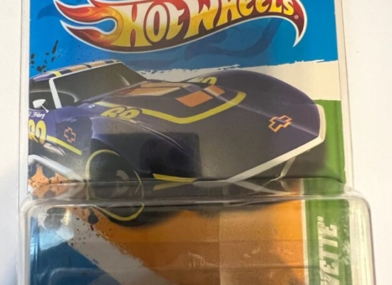 2012 Treasure Hunt Hot Wheel 69 Corvette 5/15 Blue Purple Diecast  W/ protective cover